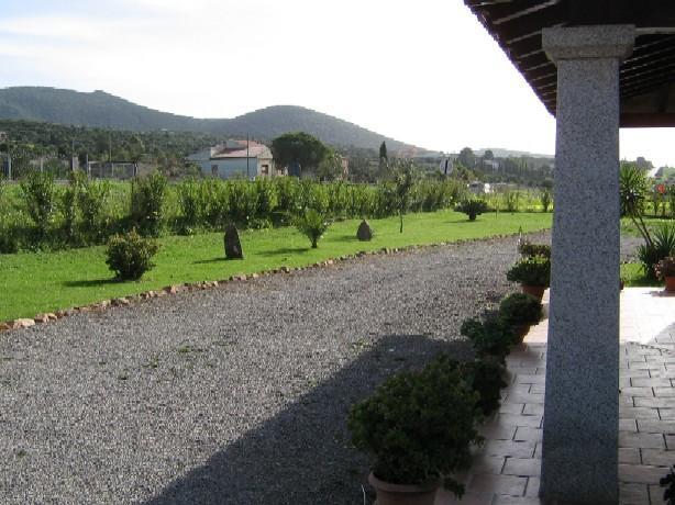 SantʼAnna Arresi Villetta Bouganvillea מראה חיצוני תמונה
